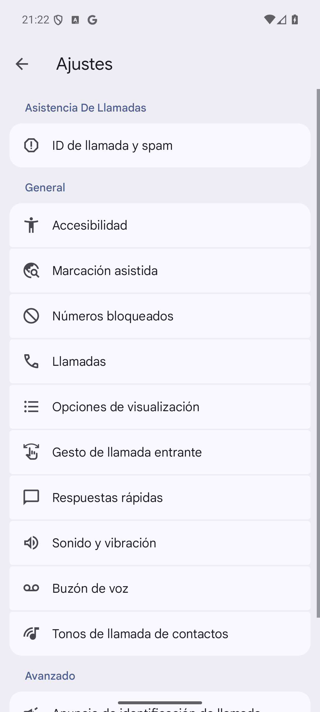 Ajustes de la app Teléfono con ID de llamada y spam arriba y Números bloqueados en la sección General
