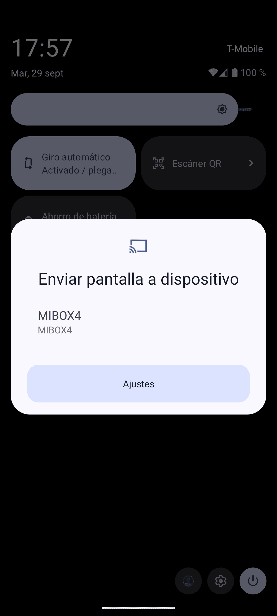 Ventana Enviar pantalla a dispositivo con un reproductor de la red en la lista