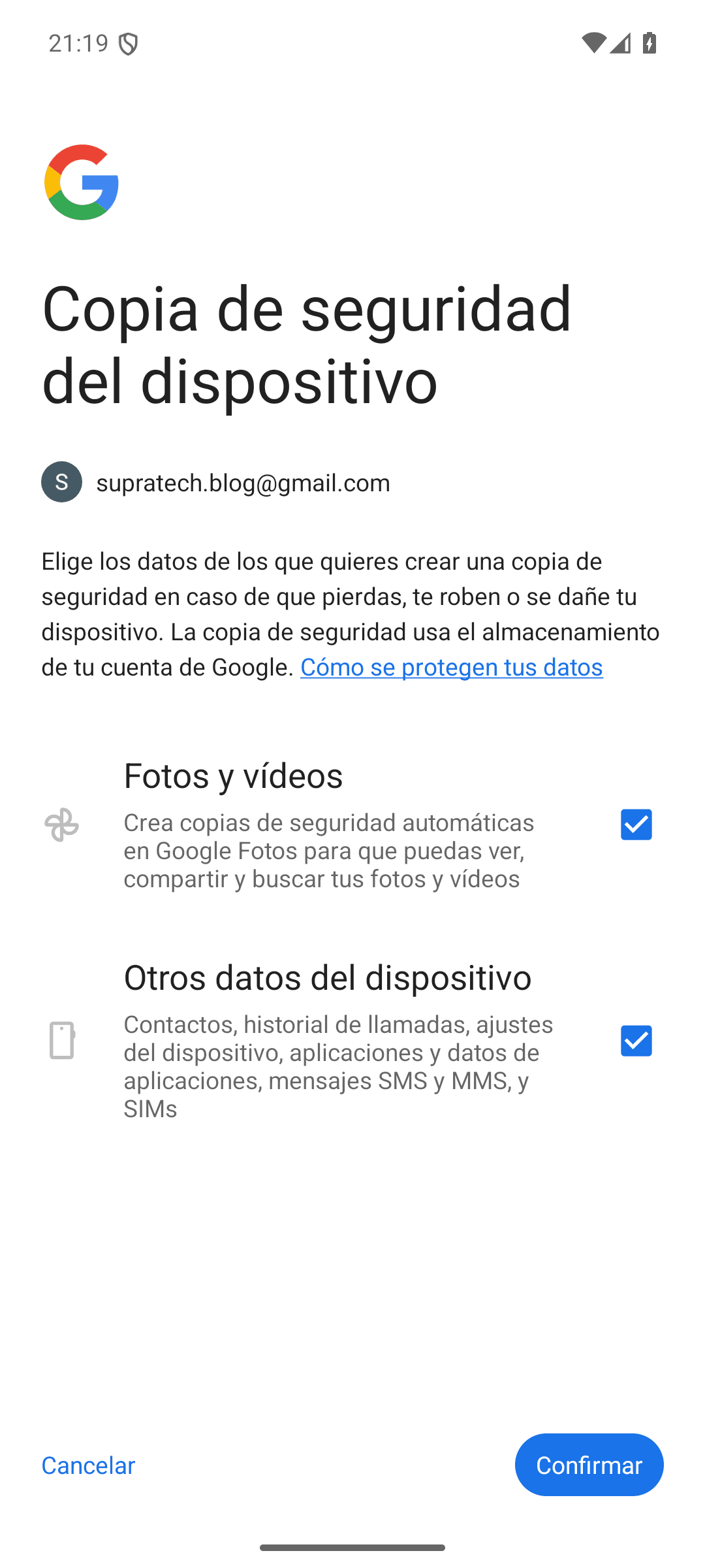 Pantalla Copia de seguridad del dispositivo con Fotos y vídeos y Otros datos del dispositivo marcados